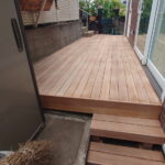 No,223　窓からフラットに出られるウッドデッキ